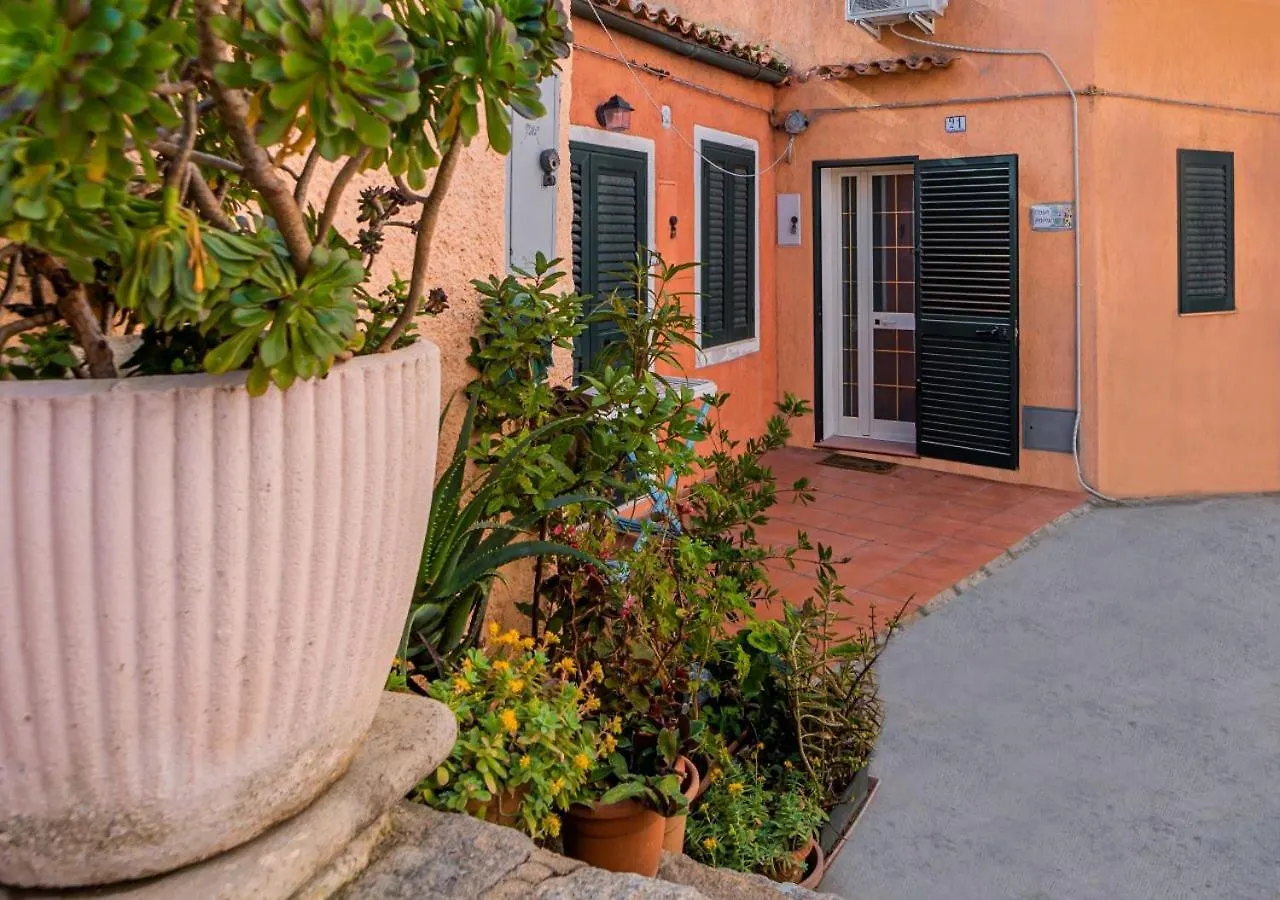 Murphy Holiday Home - Casa Papini La Maddalena  Italy