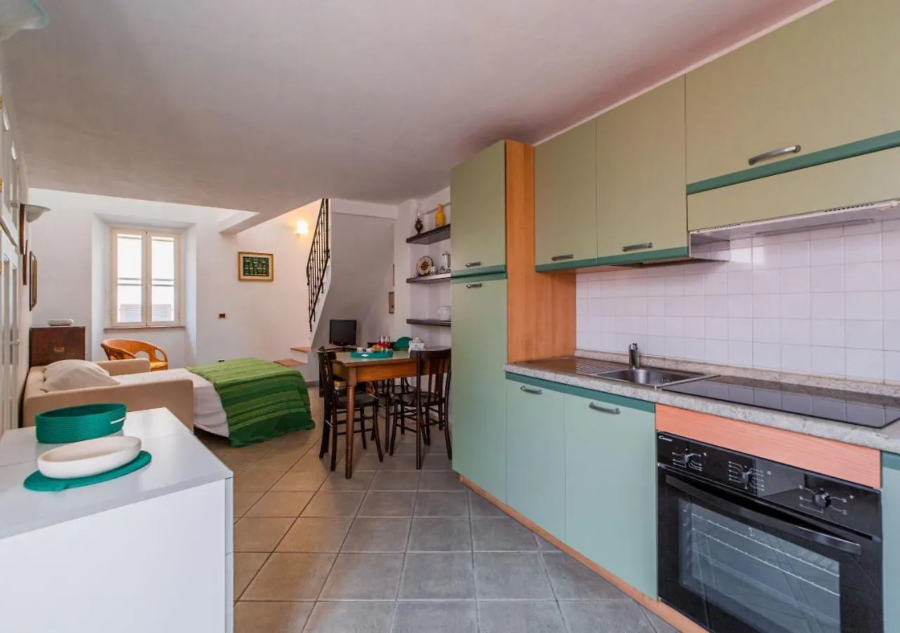 Apartment Murphy Holiday Home - Casa Papini La Maddalena